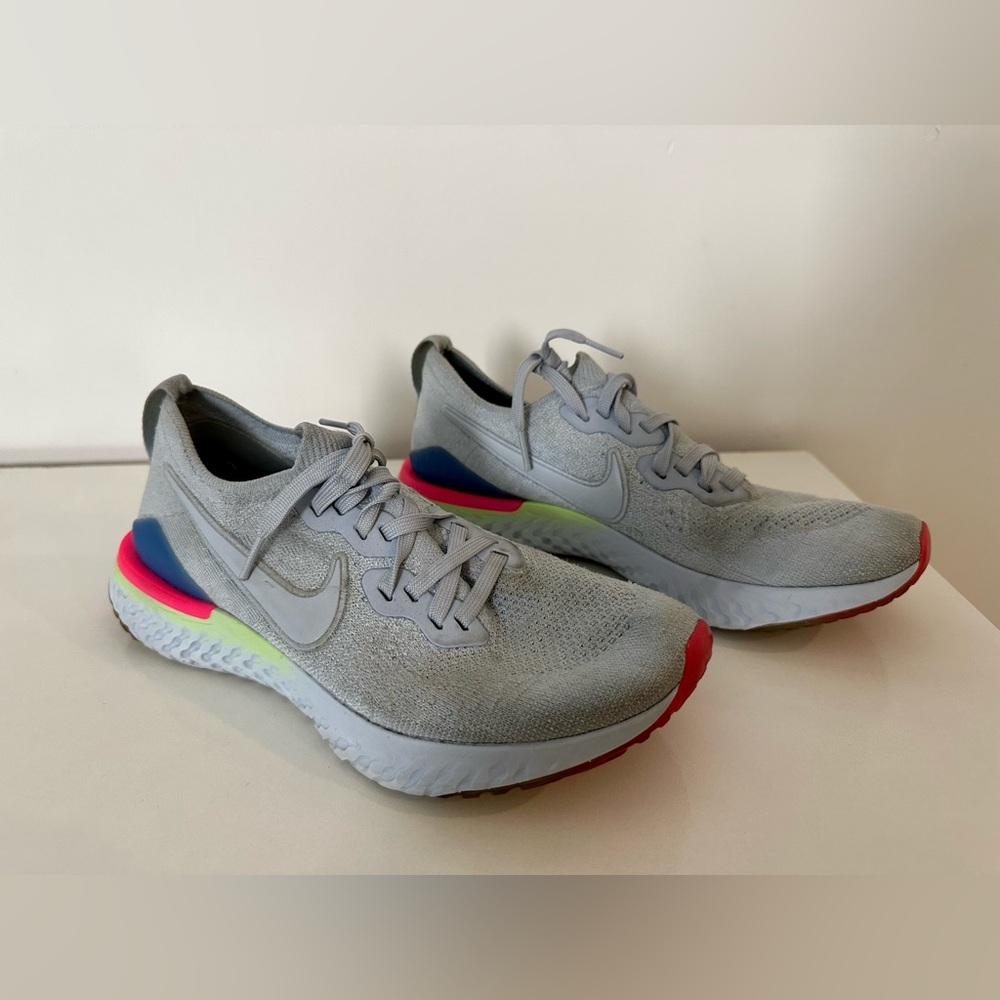 Nike - Epic React Running Shoe - size women’s 10